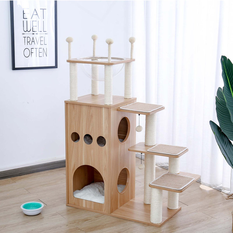 Arbre à chat en bois de style moderne et luxueux avec structure très haute pour grimper et se reposer