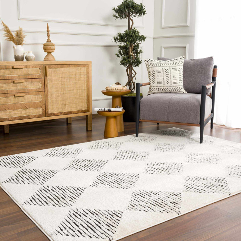 Kelleyann Oriental Indoor Rug, Rectangle 6'7" x 9'