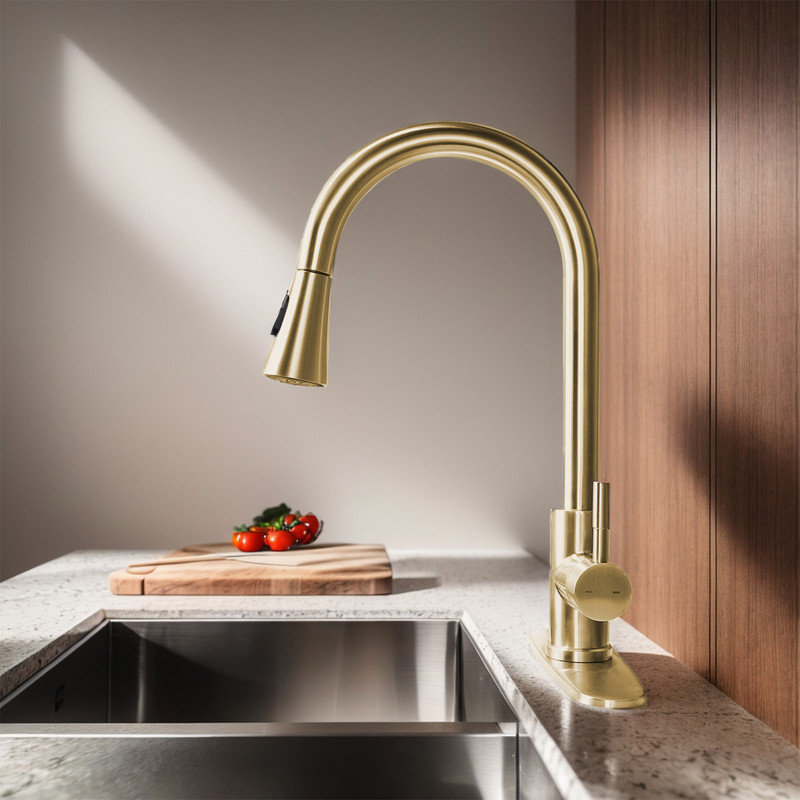 Casa Eclat Kitchen Faucet, Gold
