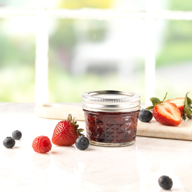 Quilted 4oz Clear Glass Mason Jars with Lids, 12 Pack