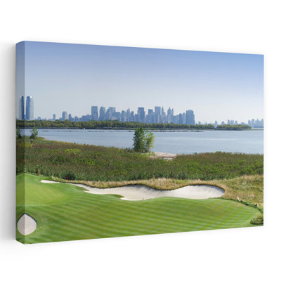 Liberty National Golf Club avec Lower Manhattan et la statue de la Liberté en arrière-plan Jersey City, New Jersey, États-Unis