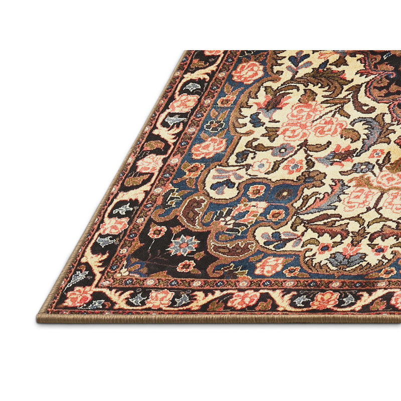 Tayyibah Oriental Indoor Rug, Rectangle 2' x 3'