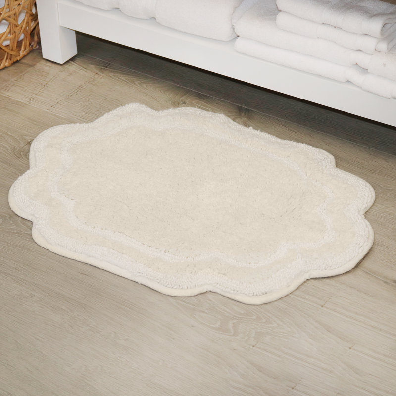 Tapis pour salle de bain Dobrinka, Ivoire ivoire, 17 po x 24 po (rectangulaire)