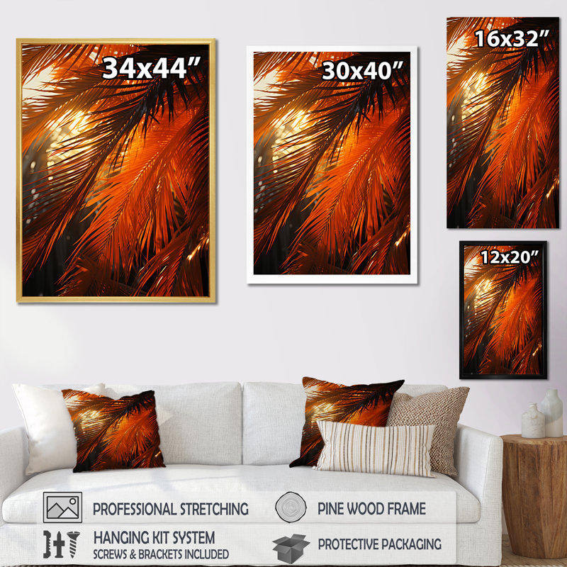 «Sunset Tropical Palm Tree Leaves I», reproduction sur toile, Cadre noir, H 40 po x l 30 po x P 1,5 po