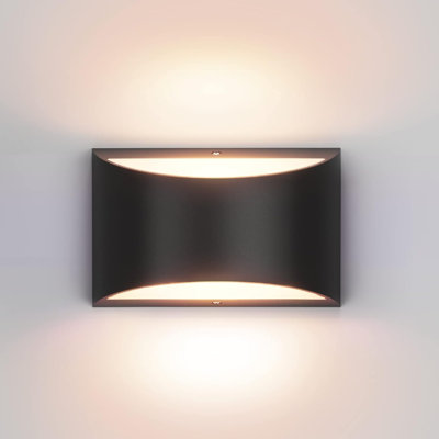 Black Modern LED Wall Lamp for Indoor Use