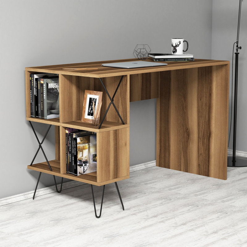 Malte Writing Desk, Walnut