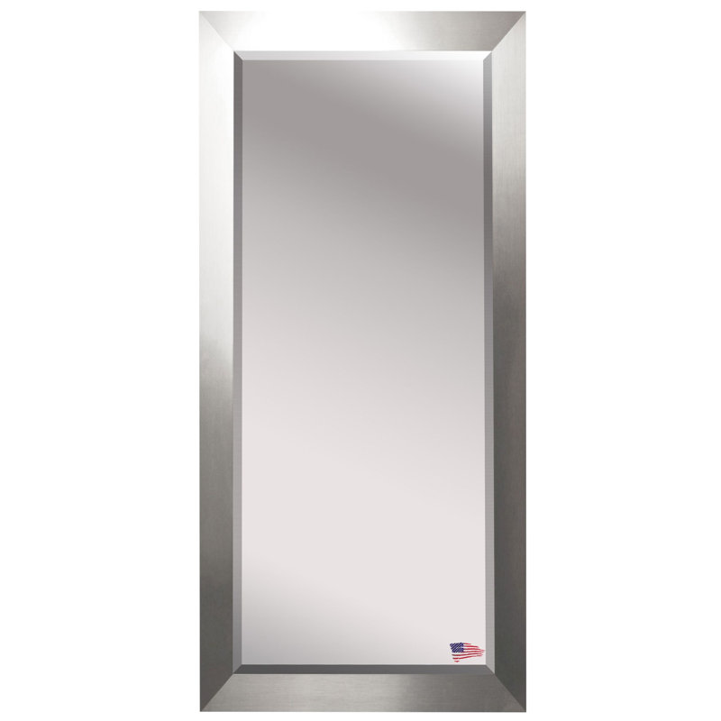 Miroir mural en argent biseauté rectangulaire Bernadette, H 70 po x l 29 po