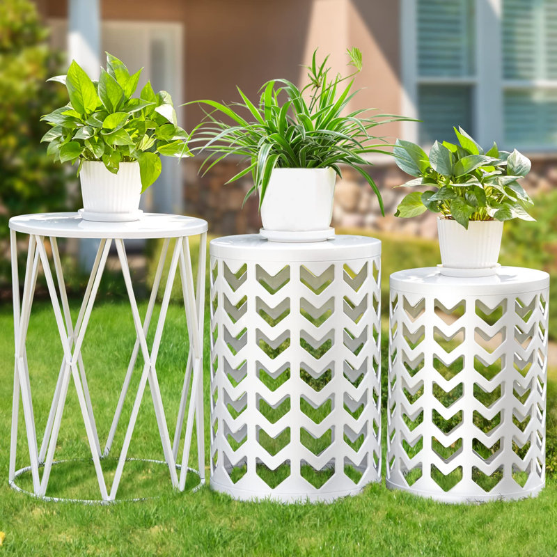 21 tables de bout de hauteur, Blanc