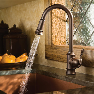 Robinet de bar escamotable Woodmere avec Duralock ™ et Reflex ™