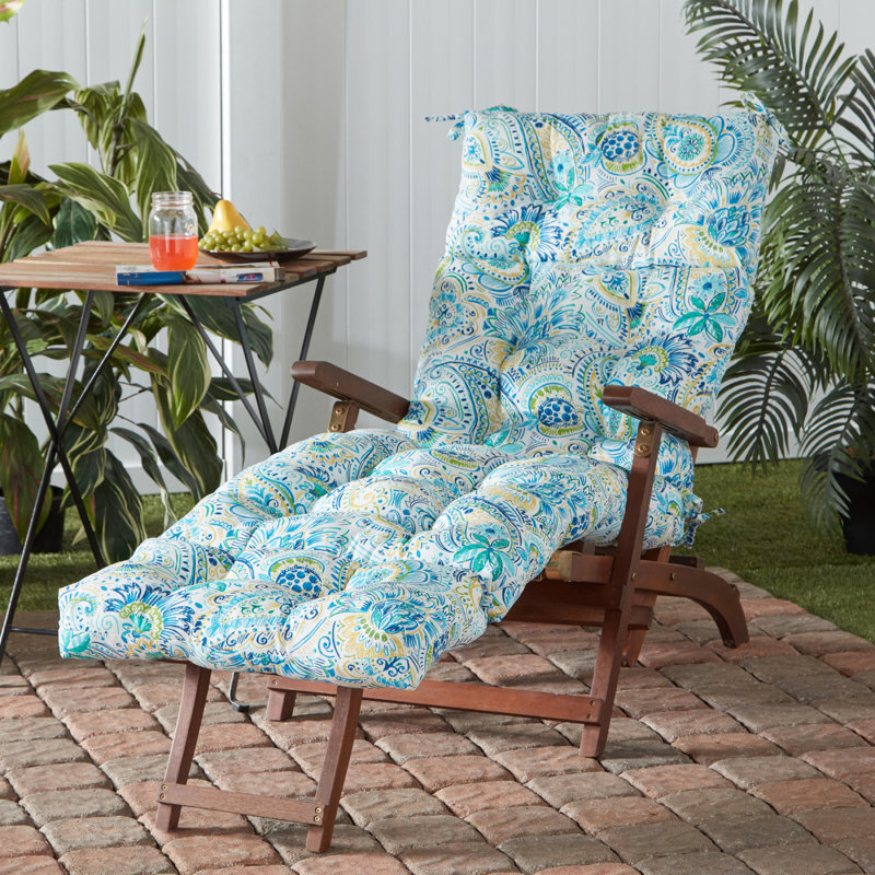 Coussin de chaise longue d'extérieur capitonné Shipton, Baltique