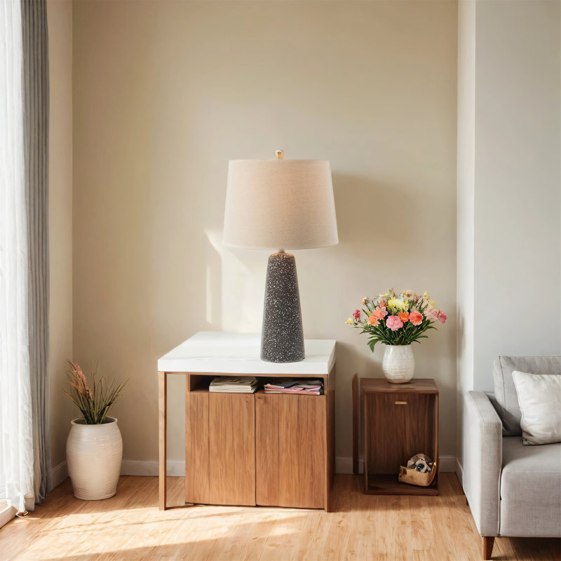 Stylish And Elegant Glass Table Lamp