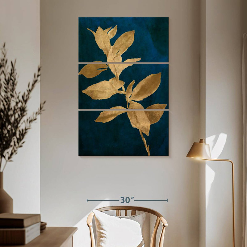 Harnek, feuilles d'or sur bleu marine IV, H 65 po x l 42 po
