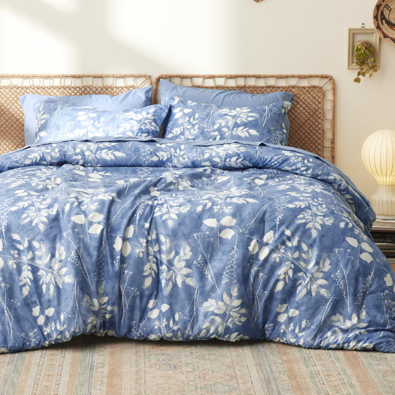 Bedsure Bed in a Bag - Reversible Flroal & Plant Pattern Printed with Comforters, Sheets, Pillowcases & Shams, 89GSM