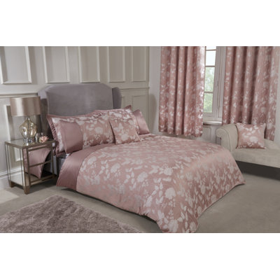 Leah Polyester Floral Bedspread with Pillow Shams Included