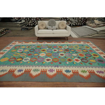 Vibrant Handwoven Kilim Area Rug 9x12 with Geometric Patterns
