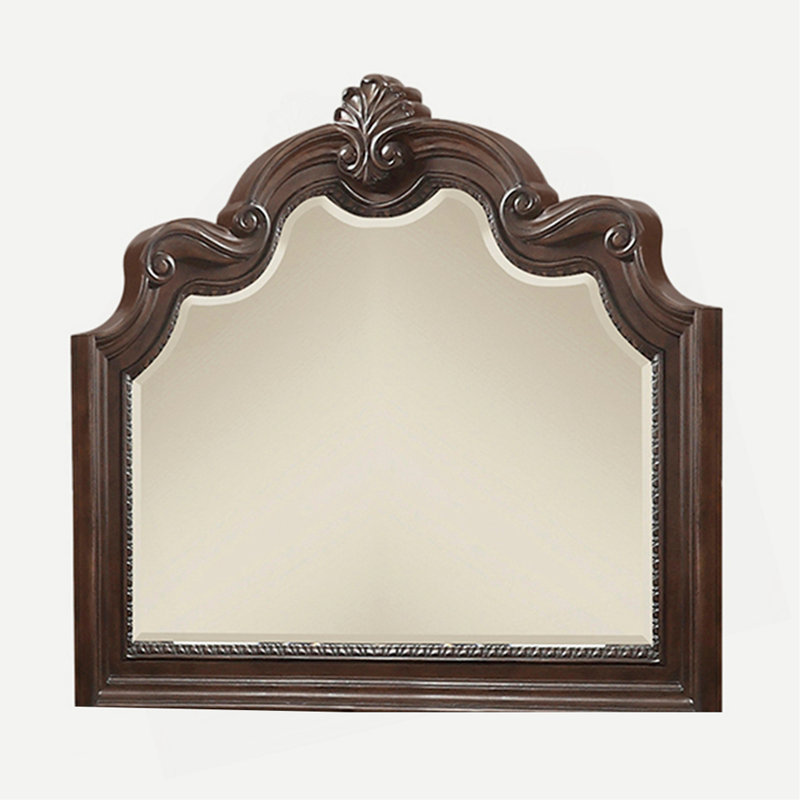 Miroir exquis en acajou orné de détails complexes, parfait pour ajouter de l'élégance et de la profondeur à n'importe quelle pièce