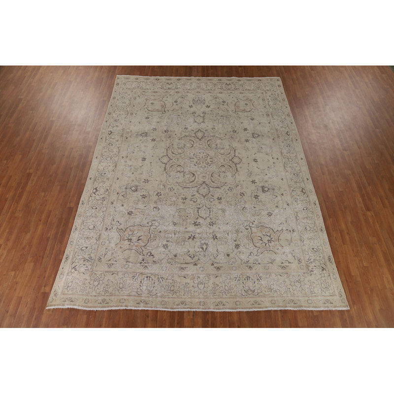 Tapis traditionnel délavé discret 9 x 12