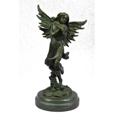 Kadijatu Figurines & Sculptures