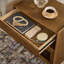 Table de chevet moderne Mid-Century avec station de charge, 2 tiroirs + tablette ouverte - noyer clair