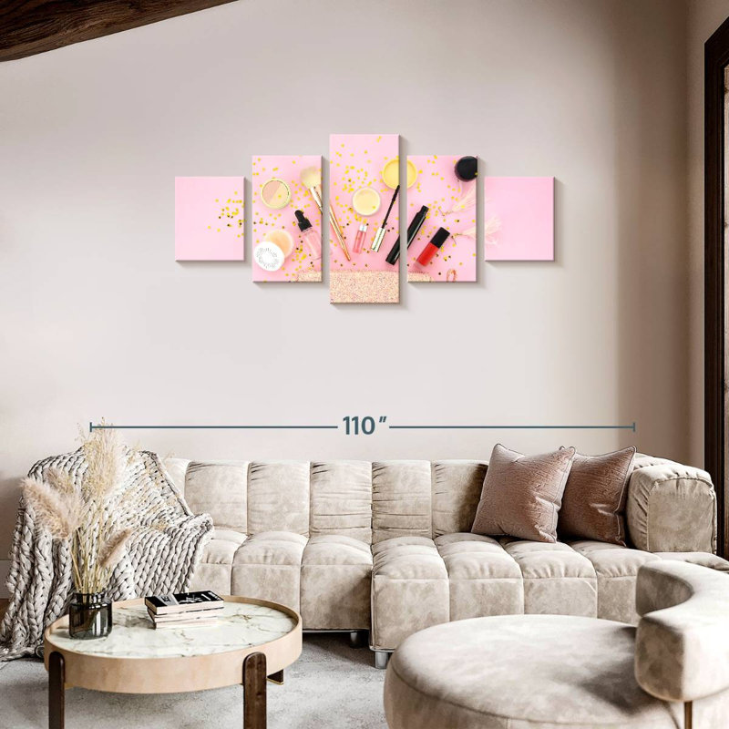 Makeup Kit, 34" H x 74" W