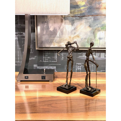 Figurines & Sculptures