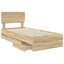 Bed-534880566-534880539