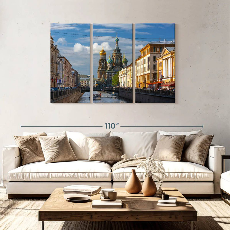 Rorry Griboyedov Canal View, 48" H x 74" W