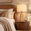 Lampe de table moderne en bois avec abat-jour en lin
