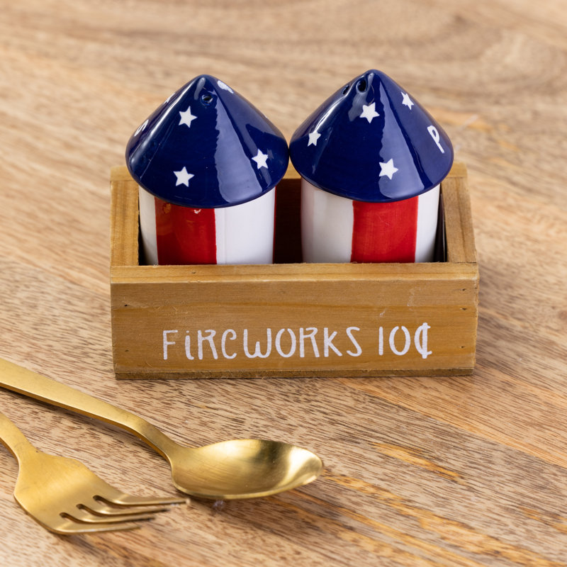 Salt And Pepper Shaker Set