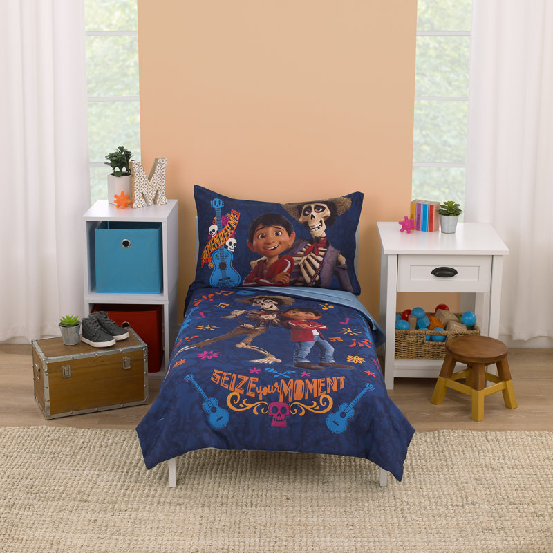 Ensemble de lit pour tout-petits 4 pièces Disney Coco bleu marine, orange et bleu clair