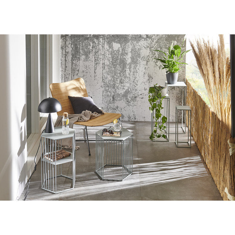 set of 2 end tables