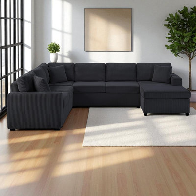U-Shaped Sectional Sofa With Chaise