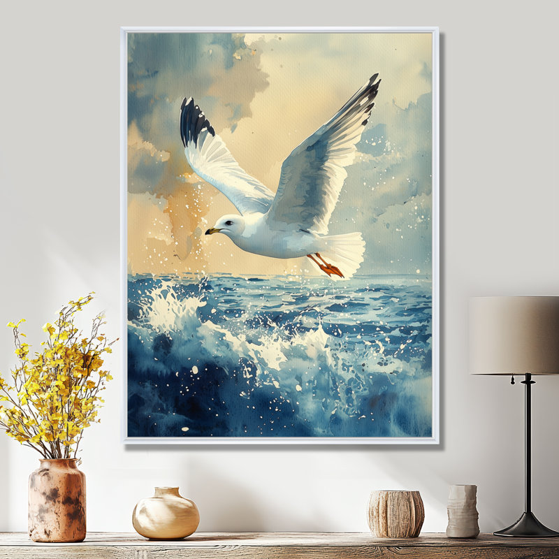 Azim Watcher Seagull Above The Shore I - Art mural oiseau, H 40 po x l 30 po, Impression encadrée flottante, Blanc