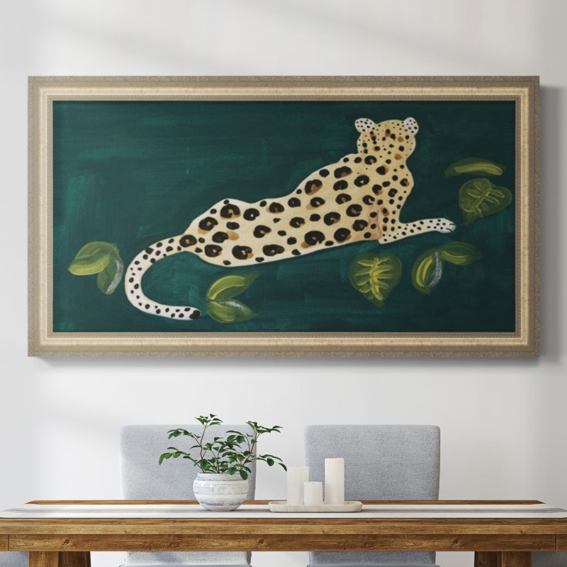 Lethargic Leopard I - reproduction de photo sur toile, H 25 po x l 45 po x P 2,5 po
