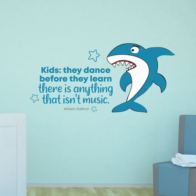 Décalcomanie murale en vinyle cute Shark, H 8 po x l 10 po x P 0,05 po