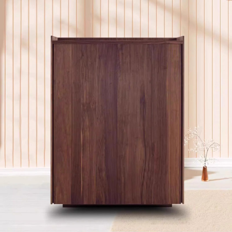 Retro Minimalist Wardrobe