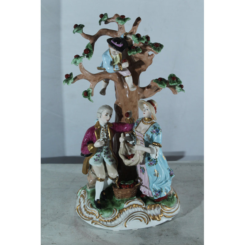 Figurine familiale en porcelaine NIFao