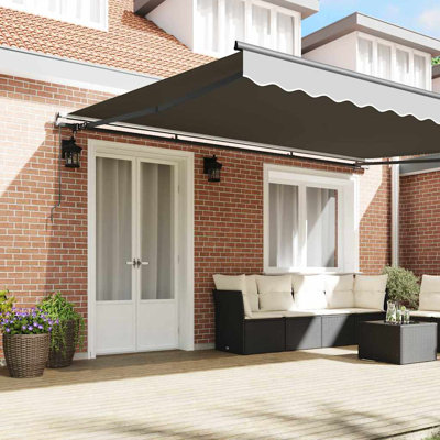 Retractable Awning