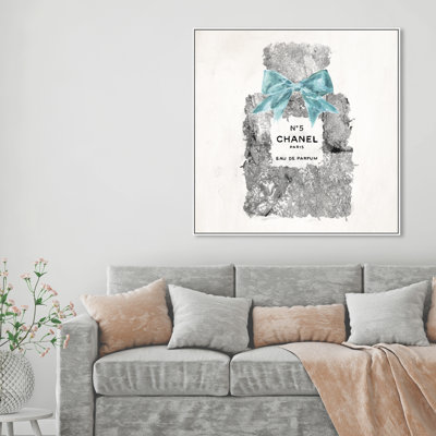 " Silver Dust Scent Perfume "
