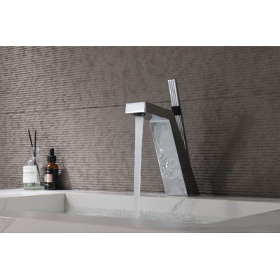 Single-Hole Single-Handle Bathroom Faucet