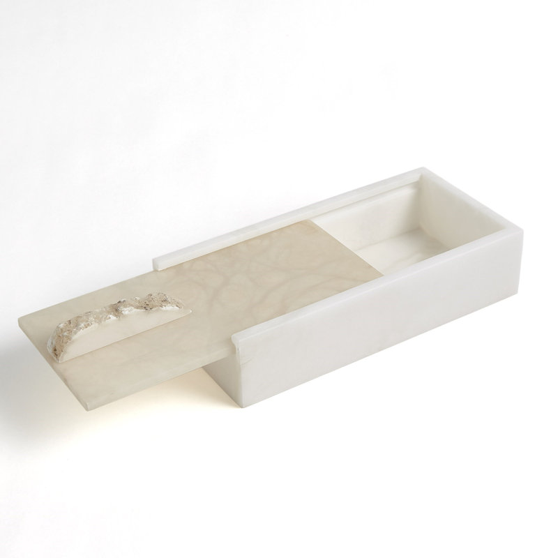 Boîte rectangulaire albâtre avec fleuron