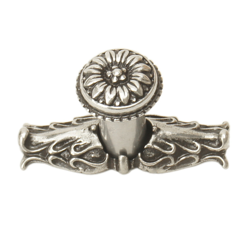 Acanthus small Rosette style knob with rope medium backplate in Chalice finish