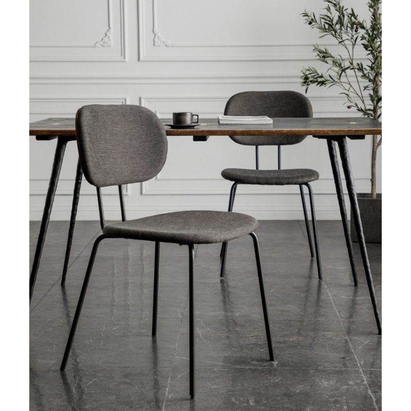 Chaise en bois massif Nordic Retro