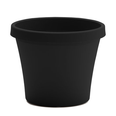 Terra Traditional Plastic Indoor/Outdoor Pot Planter