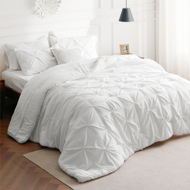 Bedsure Twin/Twin-XL Burgundy Pintuck Bed-in-a-Bag - White Pinch Pleat Comforter Set with Sheets, Pillowcases & Shams for Dorm Room(Set of 5)