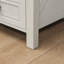 Table de chevet de style champêtre à 3 tiroirs de 45,7 cm de large avec station de recharge, table d'appoint en bois pour chambre à coucher-1331947609-1331947610