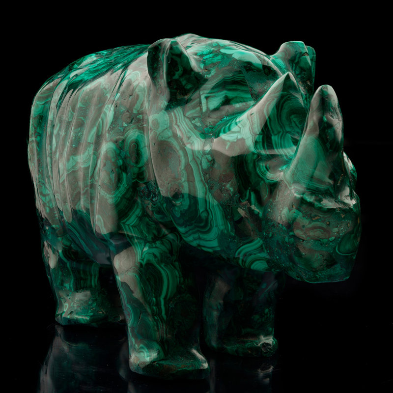 Rhinocéros de malachite sculpté à la main / 10 lb