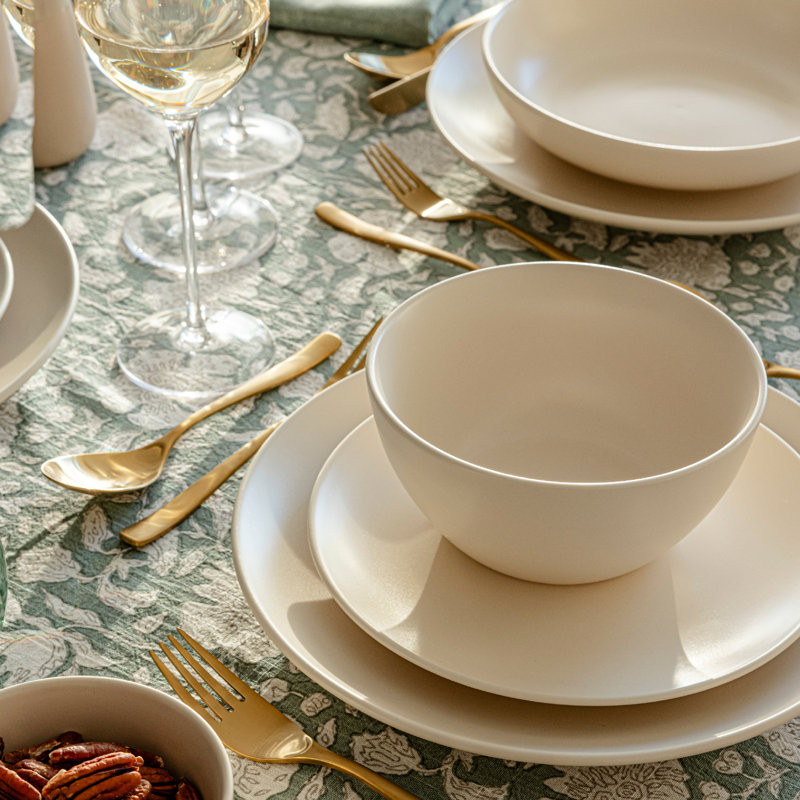 Ivory Semi-Matte Ceramic Dinnerware Set, Service for 4