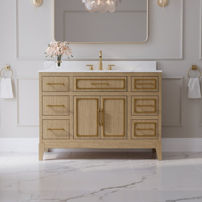 Meuble-lavabo autoportant en chêne massif de 48 po x H 35 po avec comptoir en quartz Calacatta, élégants détails en métal et lavabo simple encastré en céramique