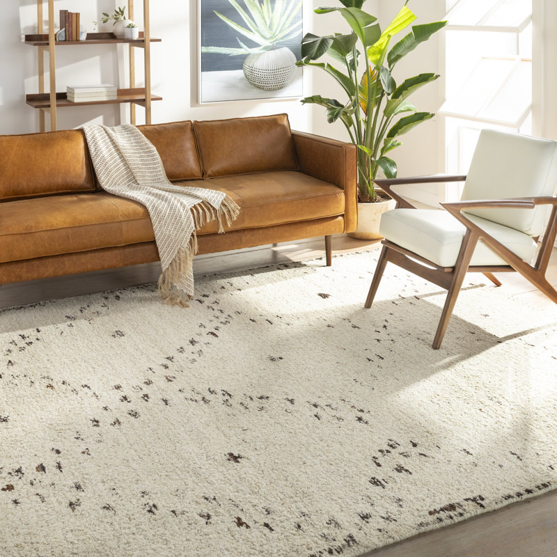 Wool Area Rug in Beige, Rectangle 2' x 3'